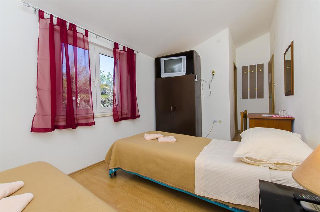 Rooms Marijana Čaporice エクステリア 写真